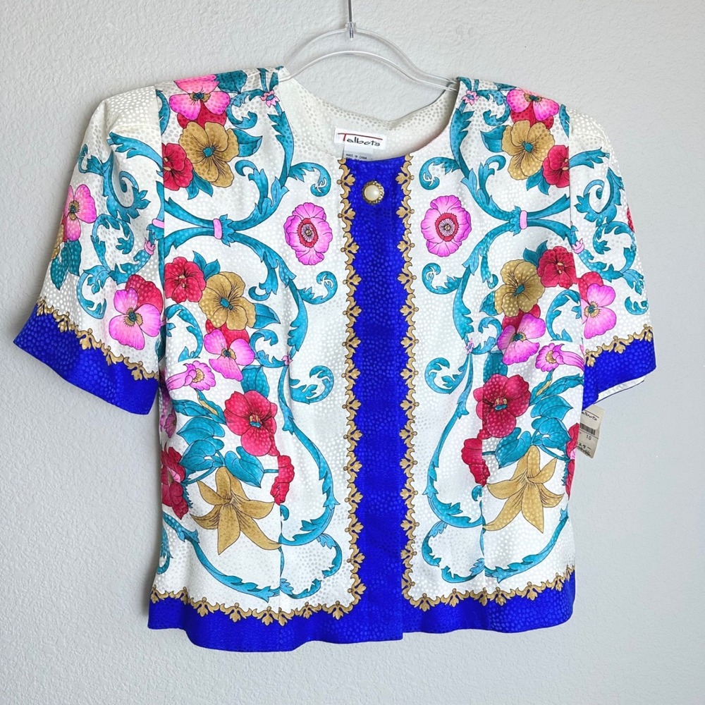 Talbots Vintage Silk Floral Scarf Print Blouse Blue White Pink Size 10 NWT Pearl